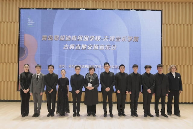 演出学员合影留念